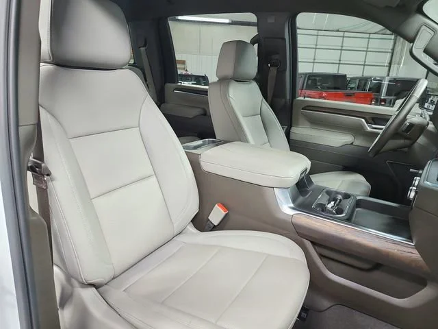 Used 2025 Summit White GMC SLT image 42
