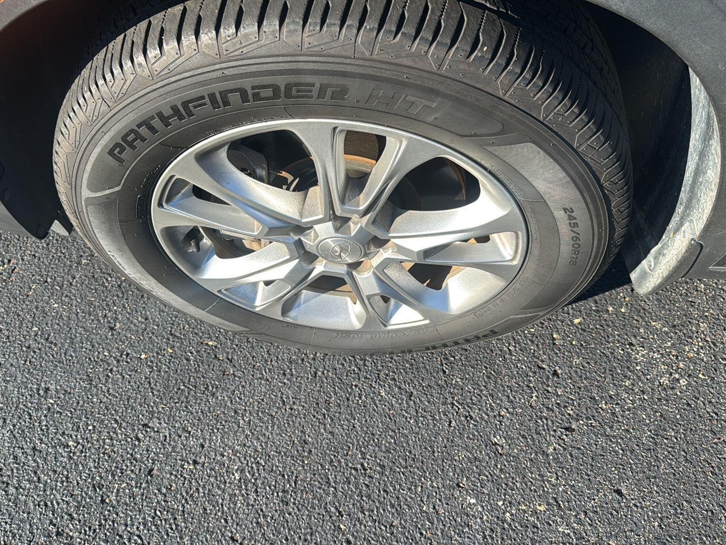 Used 2020 Steel Graphite Hyundai SE image 12