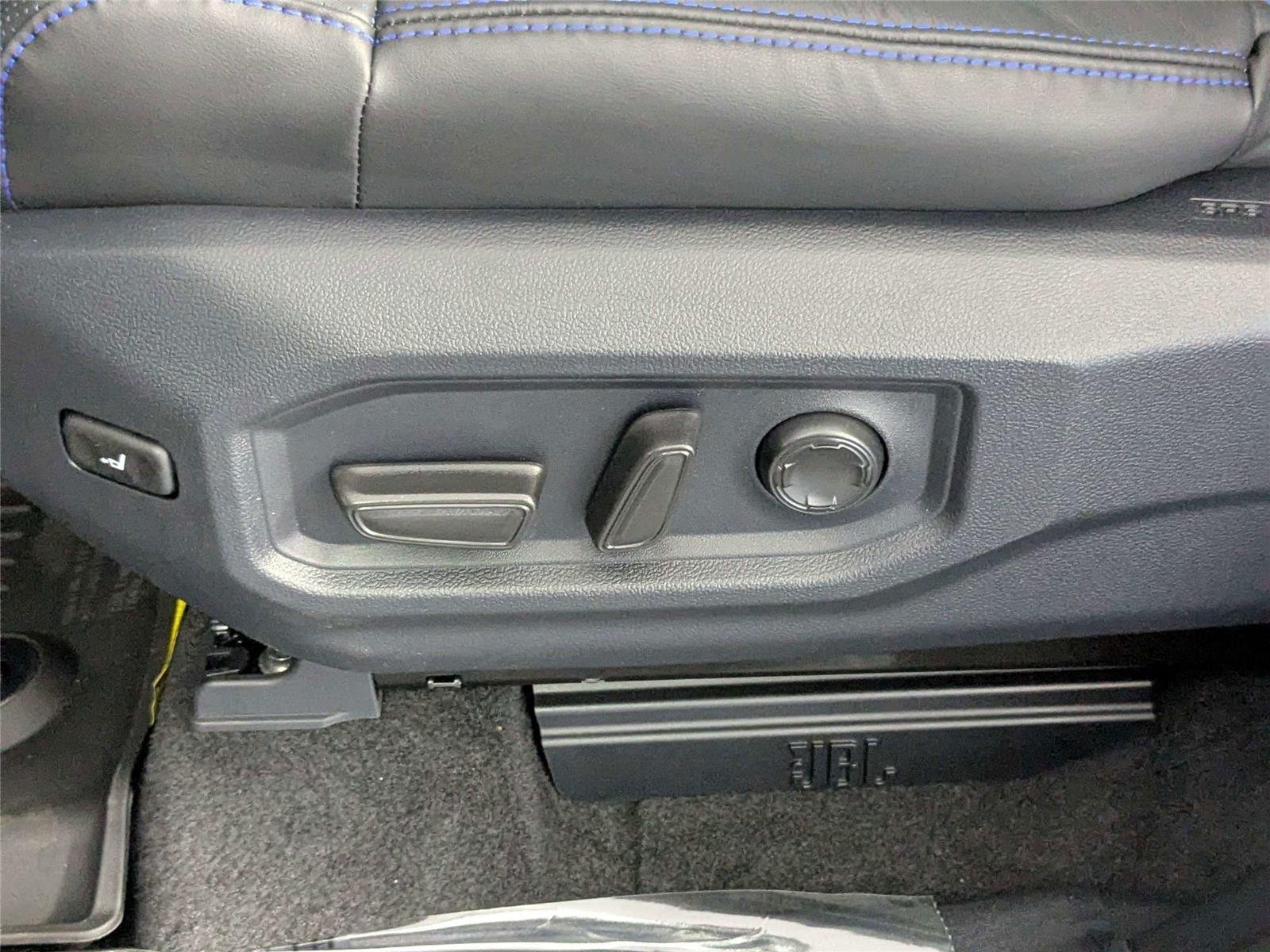 2026 Toyota Tundra Platinum - Photo 12