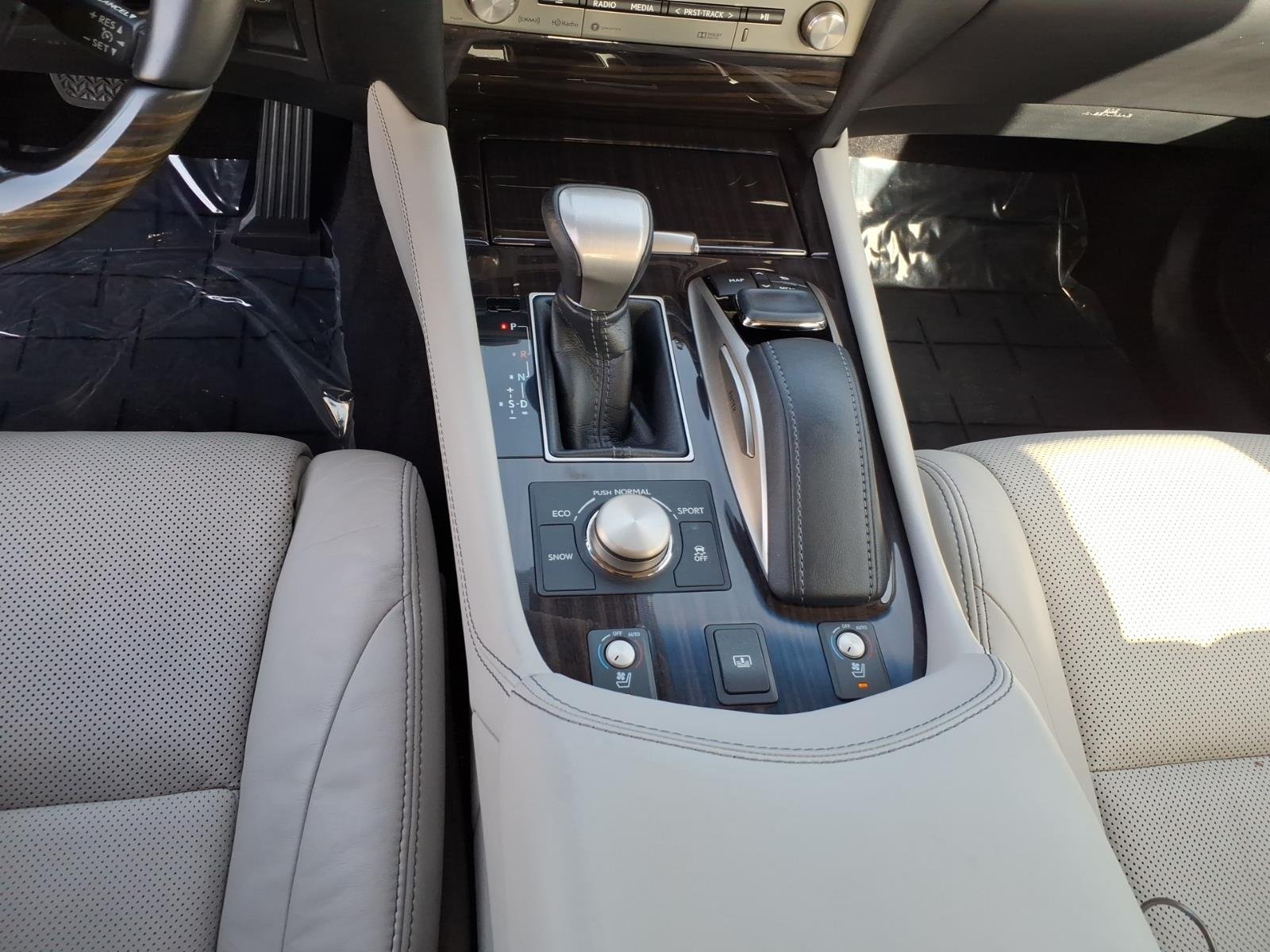 Used 2016 Atomic Silver Lexus Base image 15