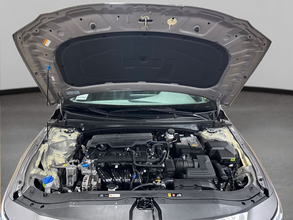 2025 Hyundai Elantra SEL - Photo 13