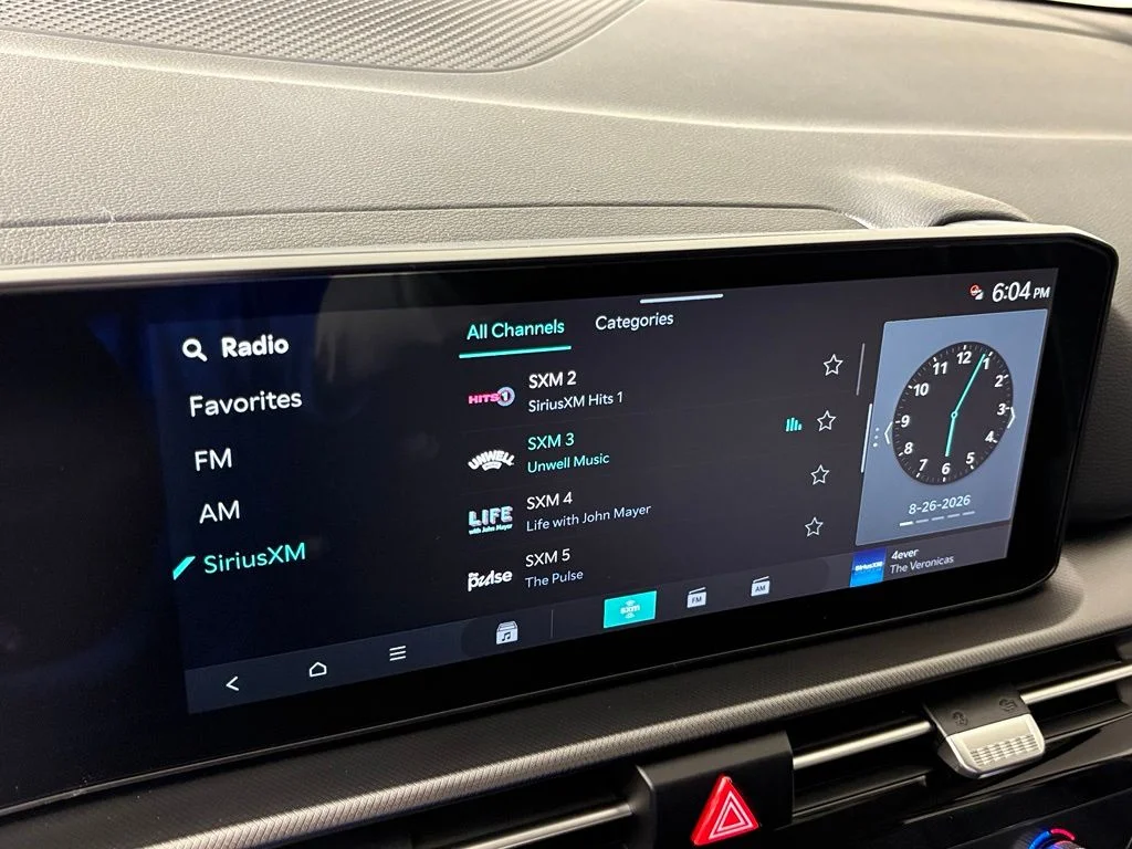 New 2027 Gravity Gray Kia LX image 24