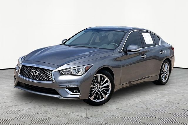 2023 INFINITI Q50 LUXE