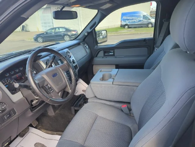 Used 2013 Black Ford XLT image 14