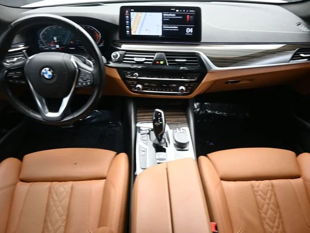Used 2021 White BMW 540i image 22