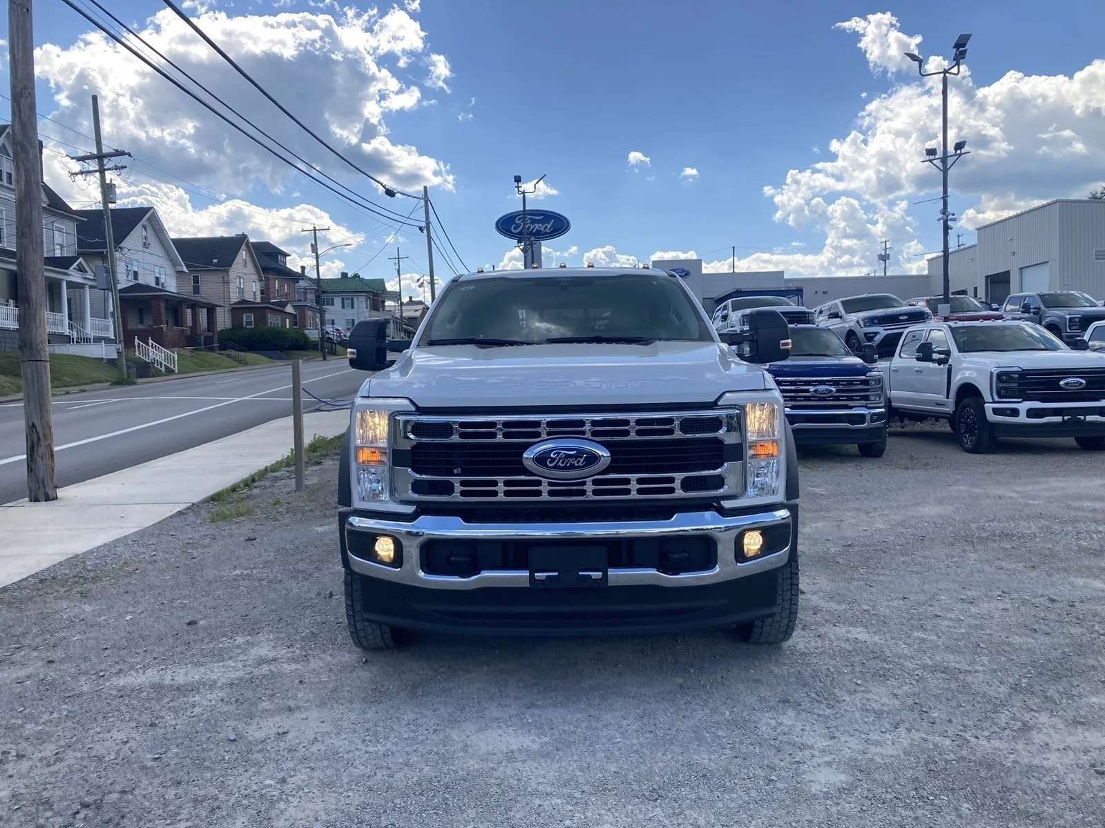 New 2026 Oxford White Ford F-450® XL image 3