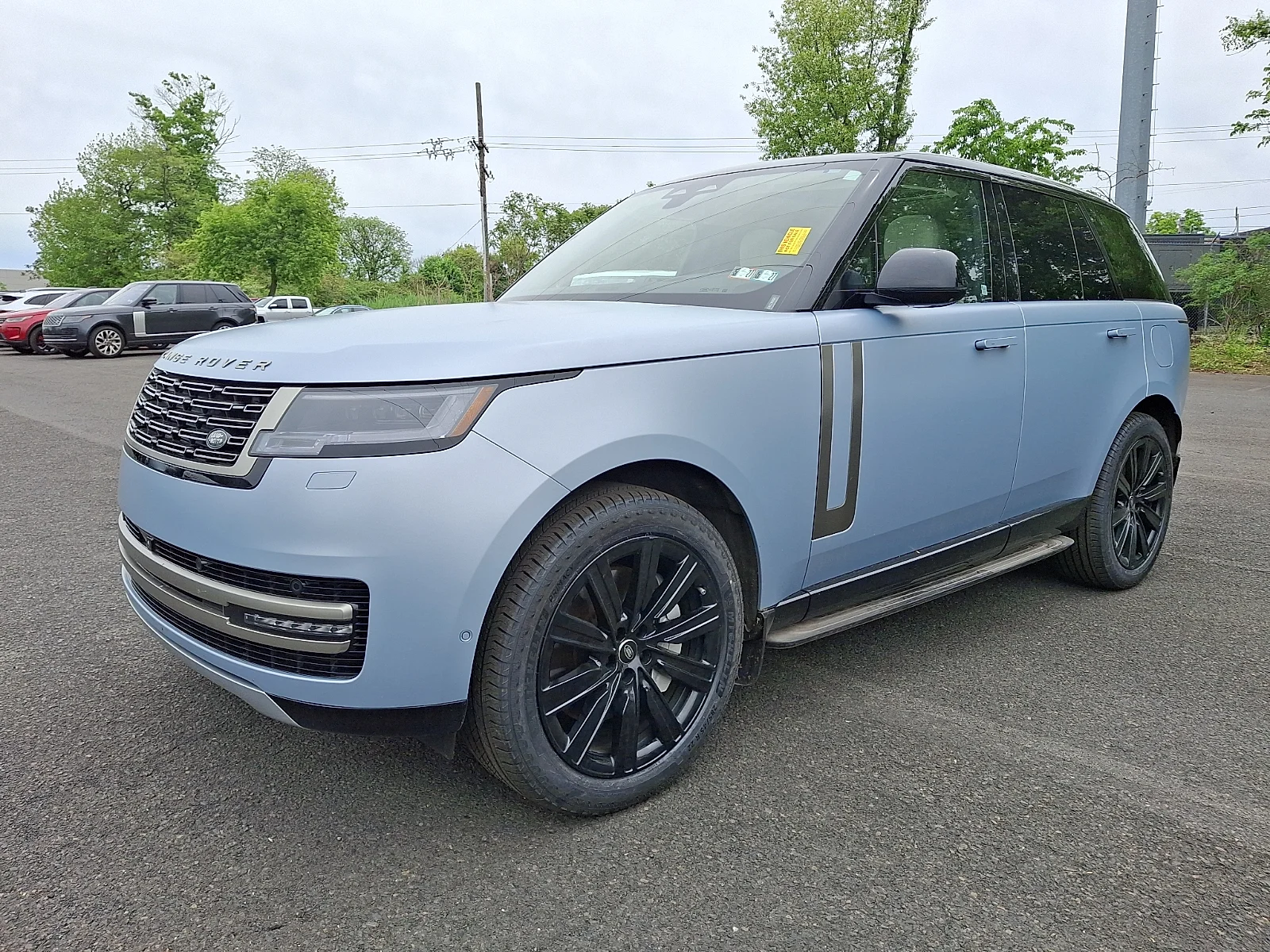 2025 Land Rover Range Rover 3.0 PHEV SE SWB's photo