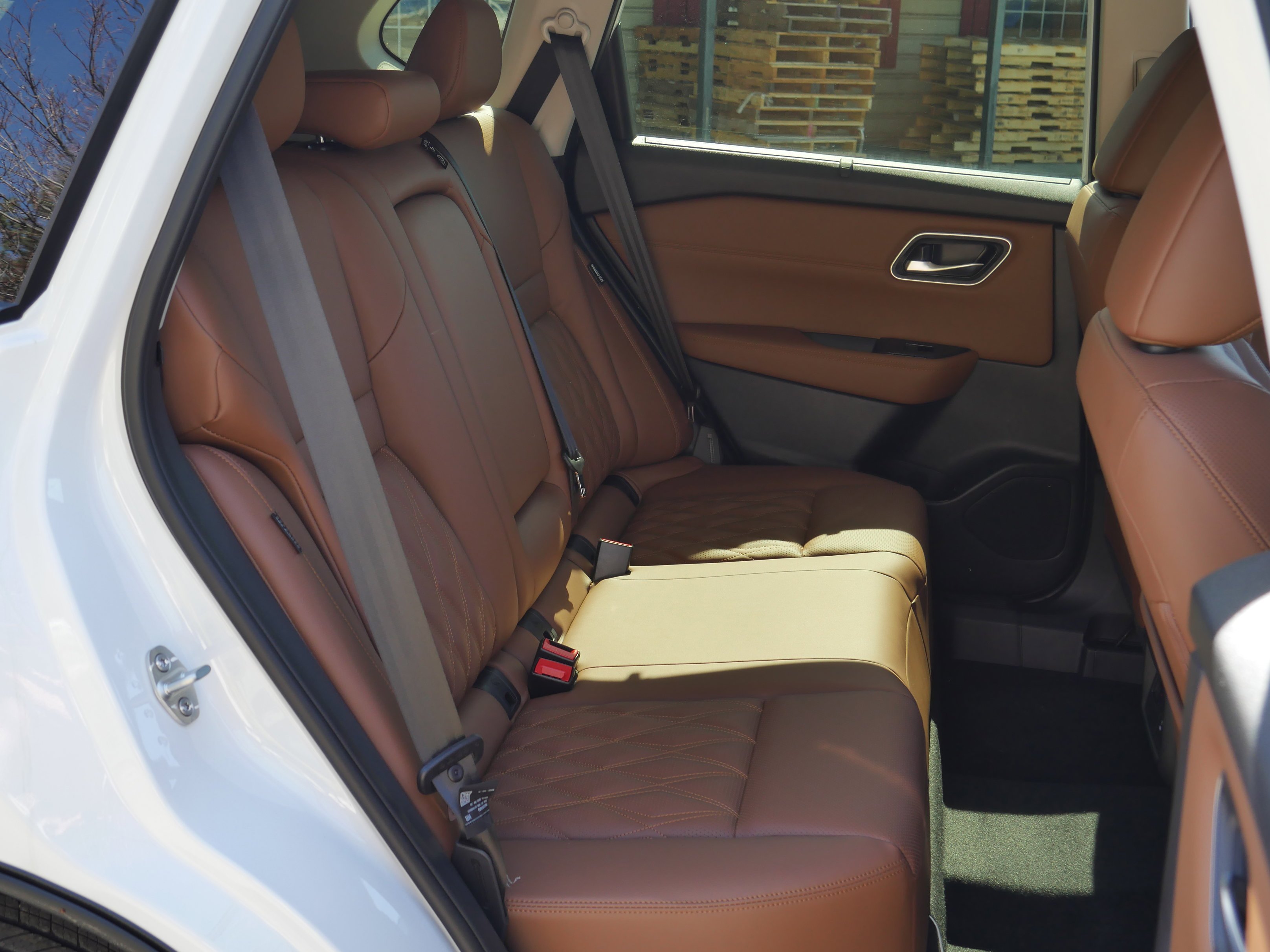 New 2026 Everest White Pearl TriCoat Nissan Platinum image 28
