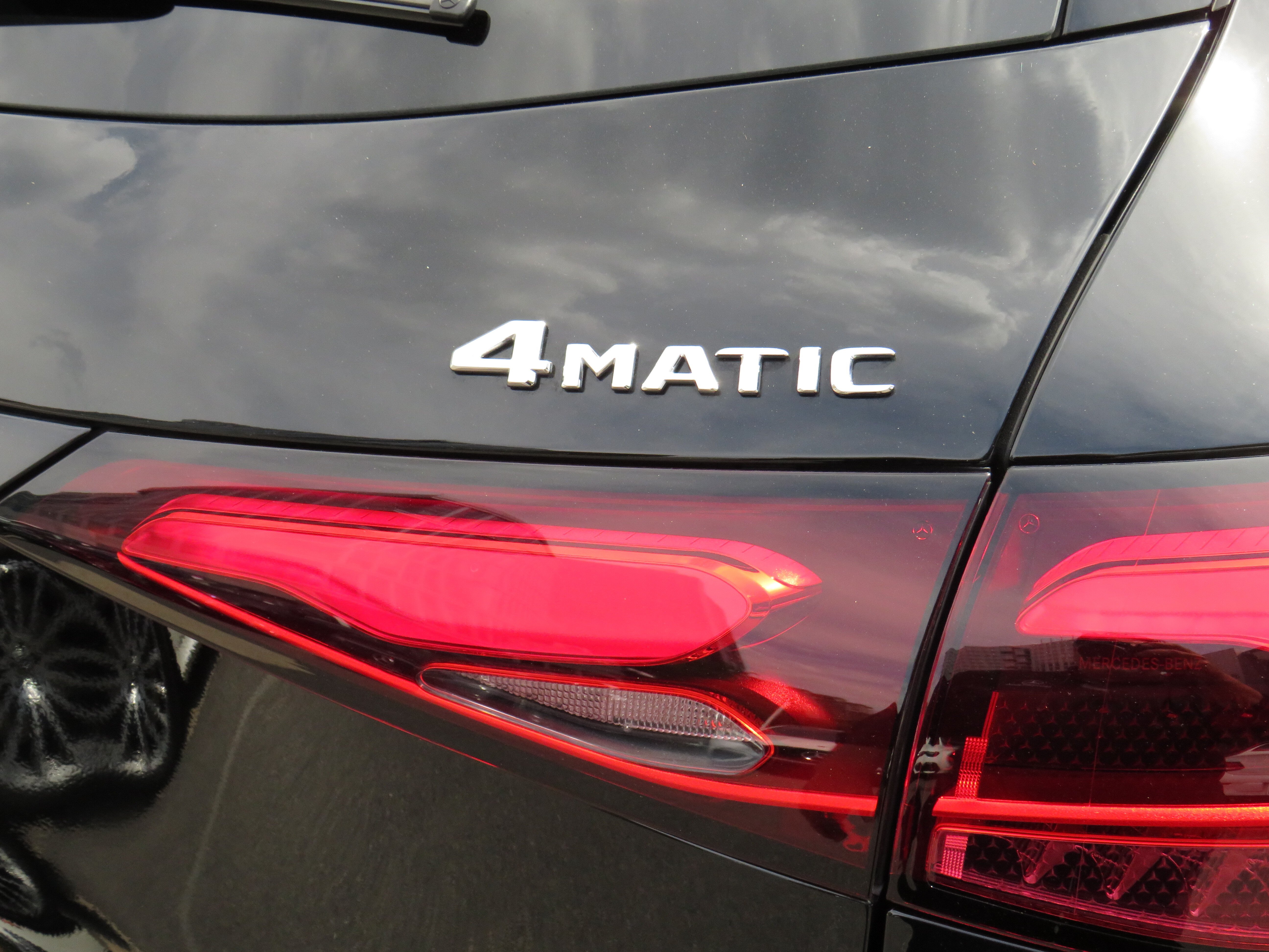 Used 2026 Black Mercedes-Benz GLC 350e 4MATIC® image 31