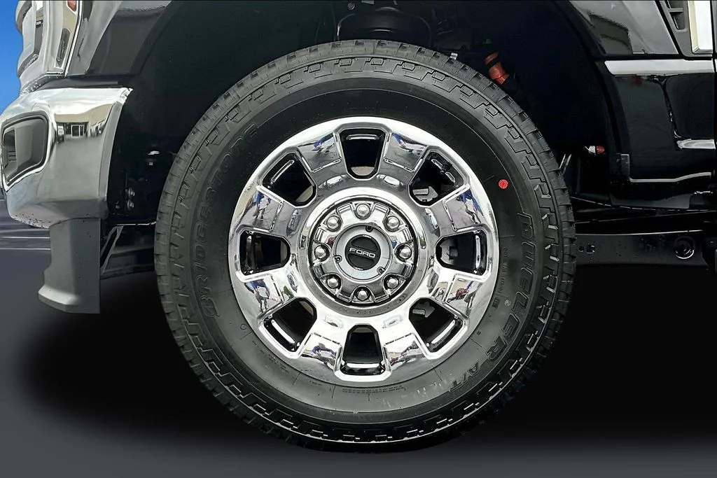 New 2026 Agate Black Metallic Ford F-350® Lariat® image 13