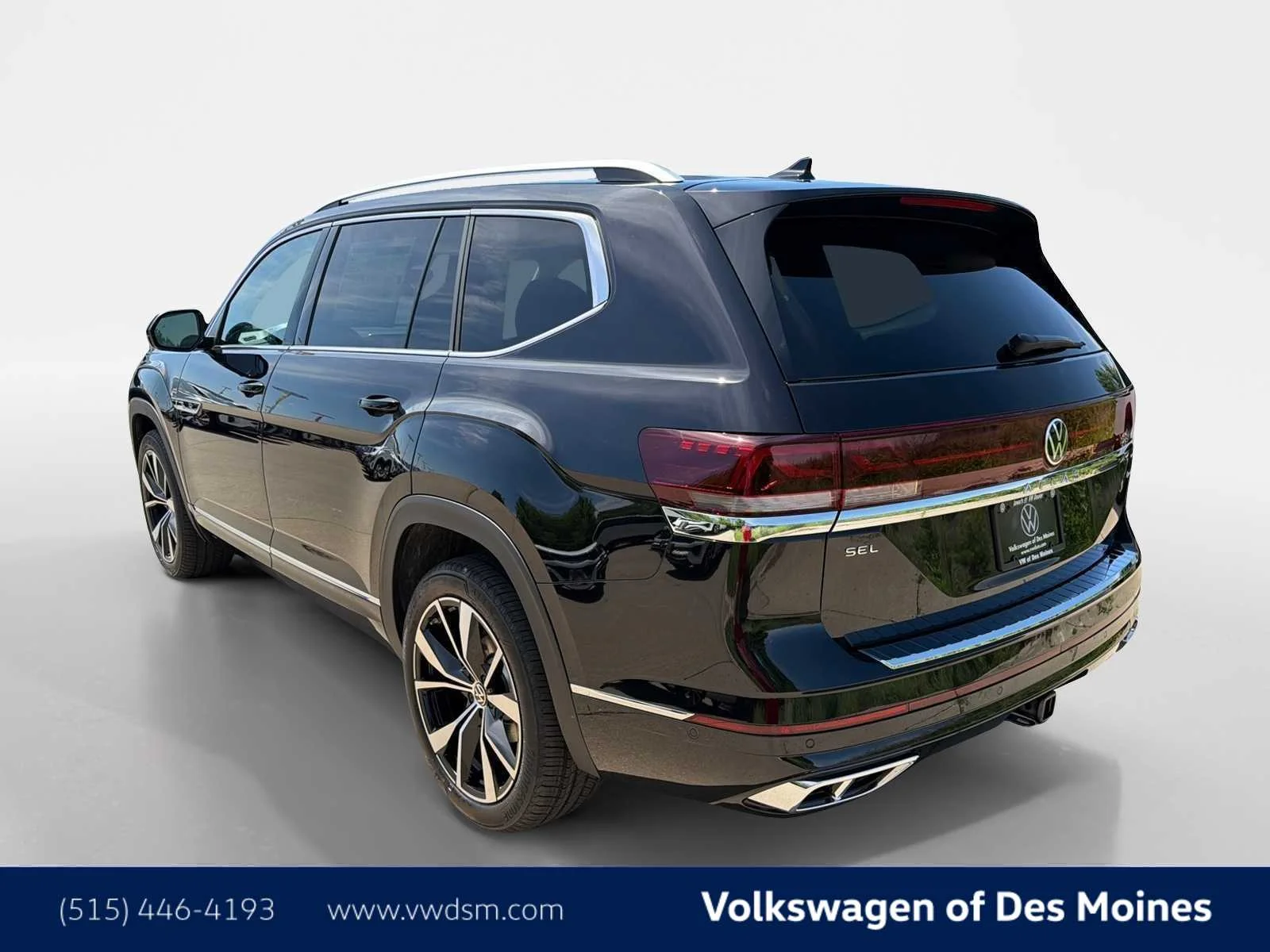 New 2026 Deep Black Pearl Volkswagen 2.0T SEL Premium R-Line image 4