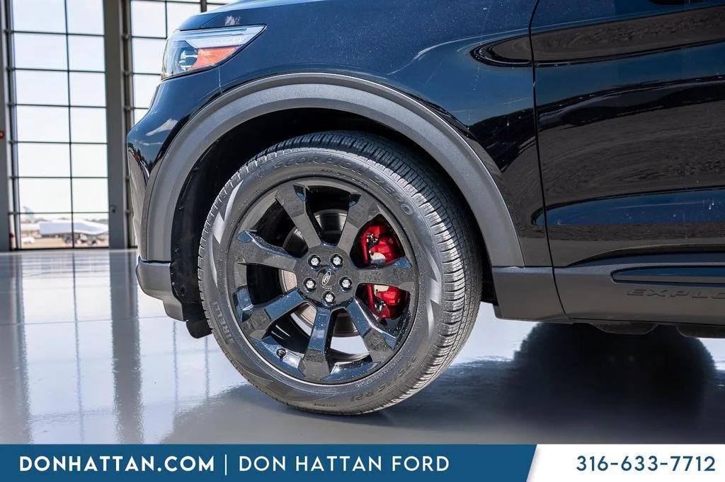 Used 2023 Black Ford ST image 31