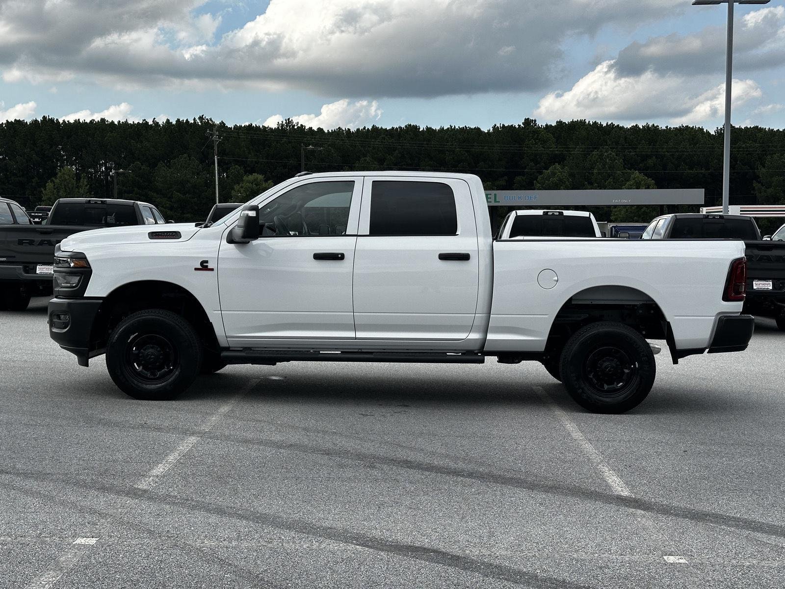 New 2027 Bright White Clear-Coat Exterior Paint RAM Tradesman image 5