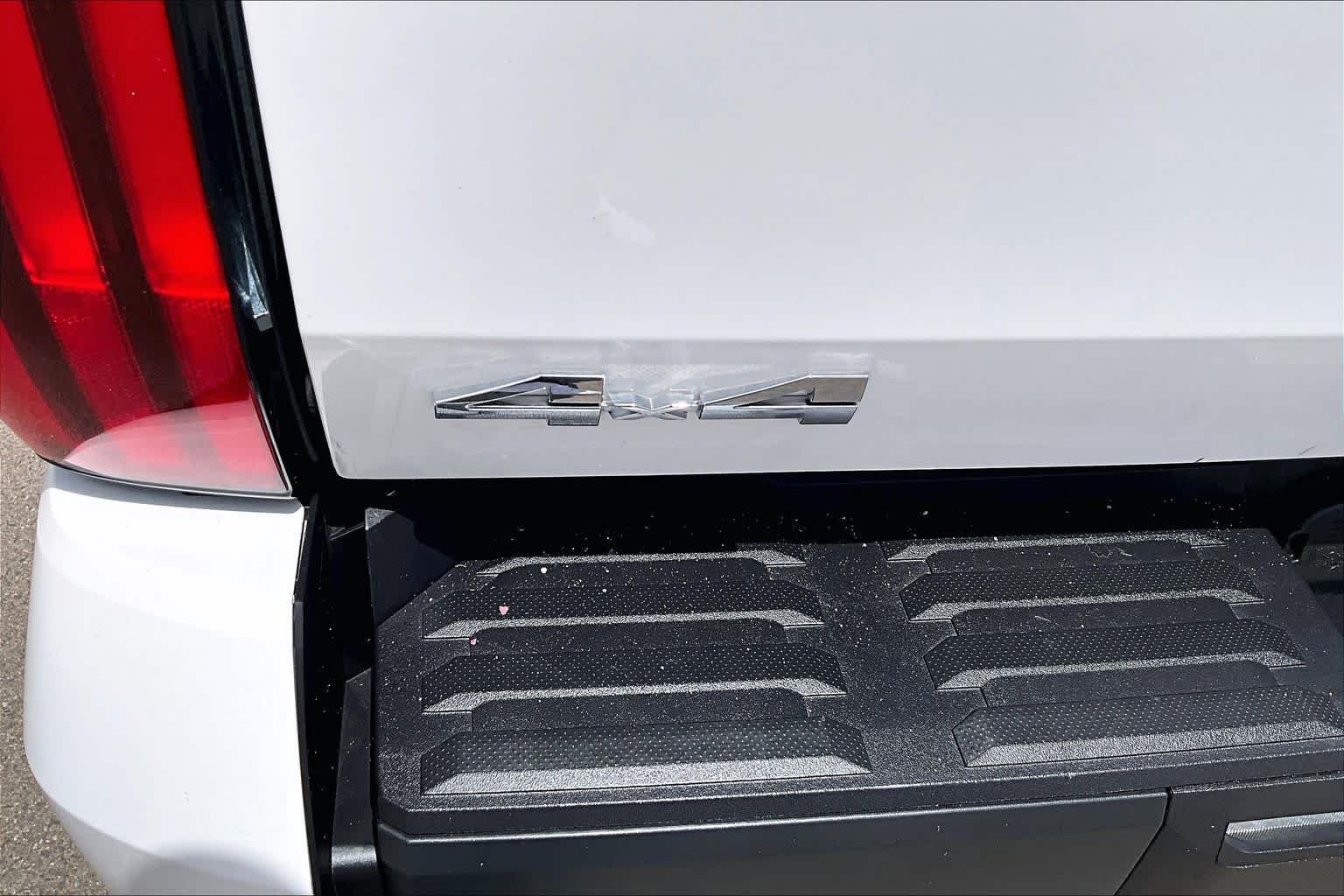 Used 2025 Ice Cap Toyota SR5 image 10