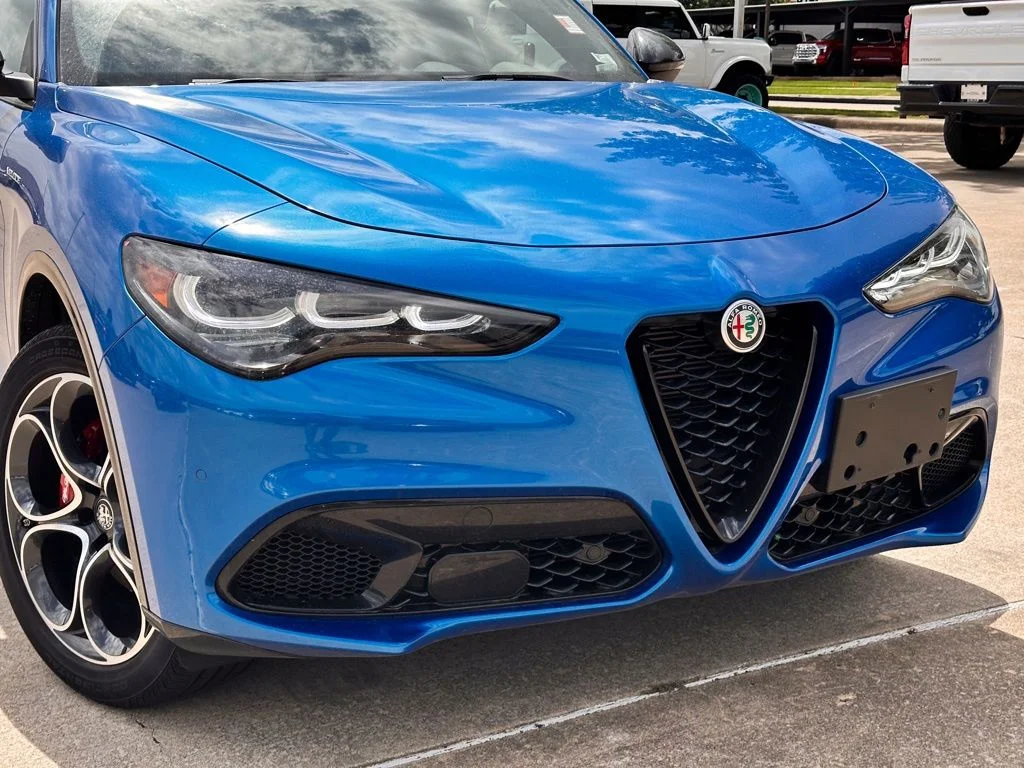 Used 2024 Blue Alfa Romeo Veloce image 2