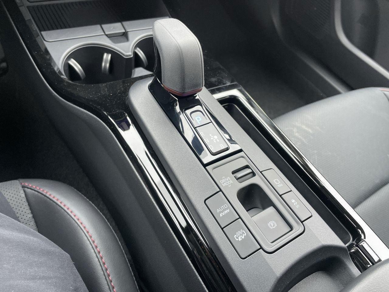 2026 Toyota Prius Plug-in Hybrid XSE Premium - Photo 20