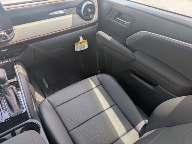 2025 Chevrolet Colorado Z71 - Photo 17
