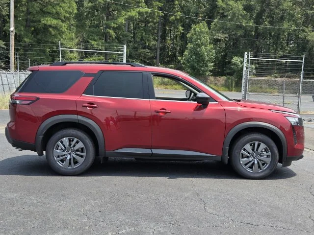 2026 Nissan Pathfinder SV - Photo 6