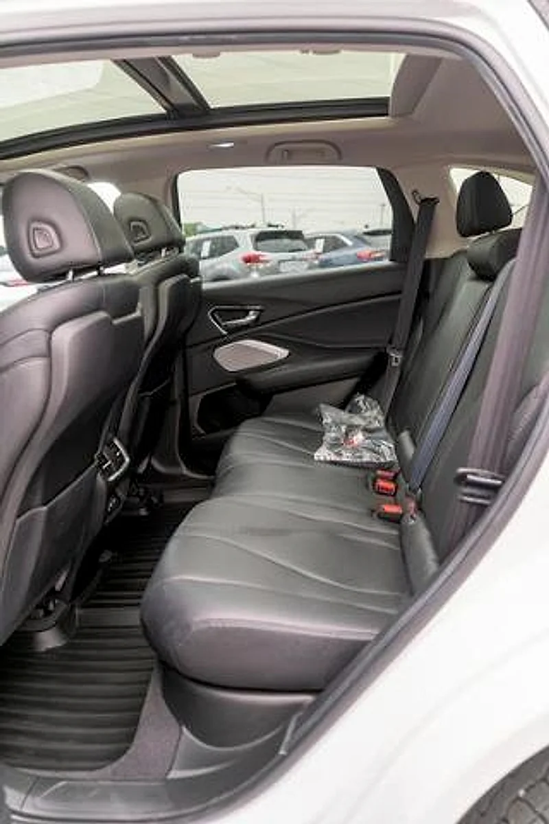 Used 2020 White Acura  image 11