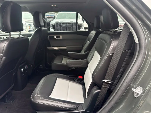 Used 2023 Green Ford XLT image 21
