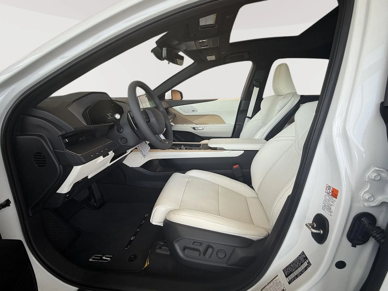 New 2026 Ultra White Lexus ES 500e Luxury image 2