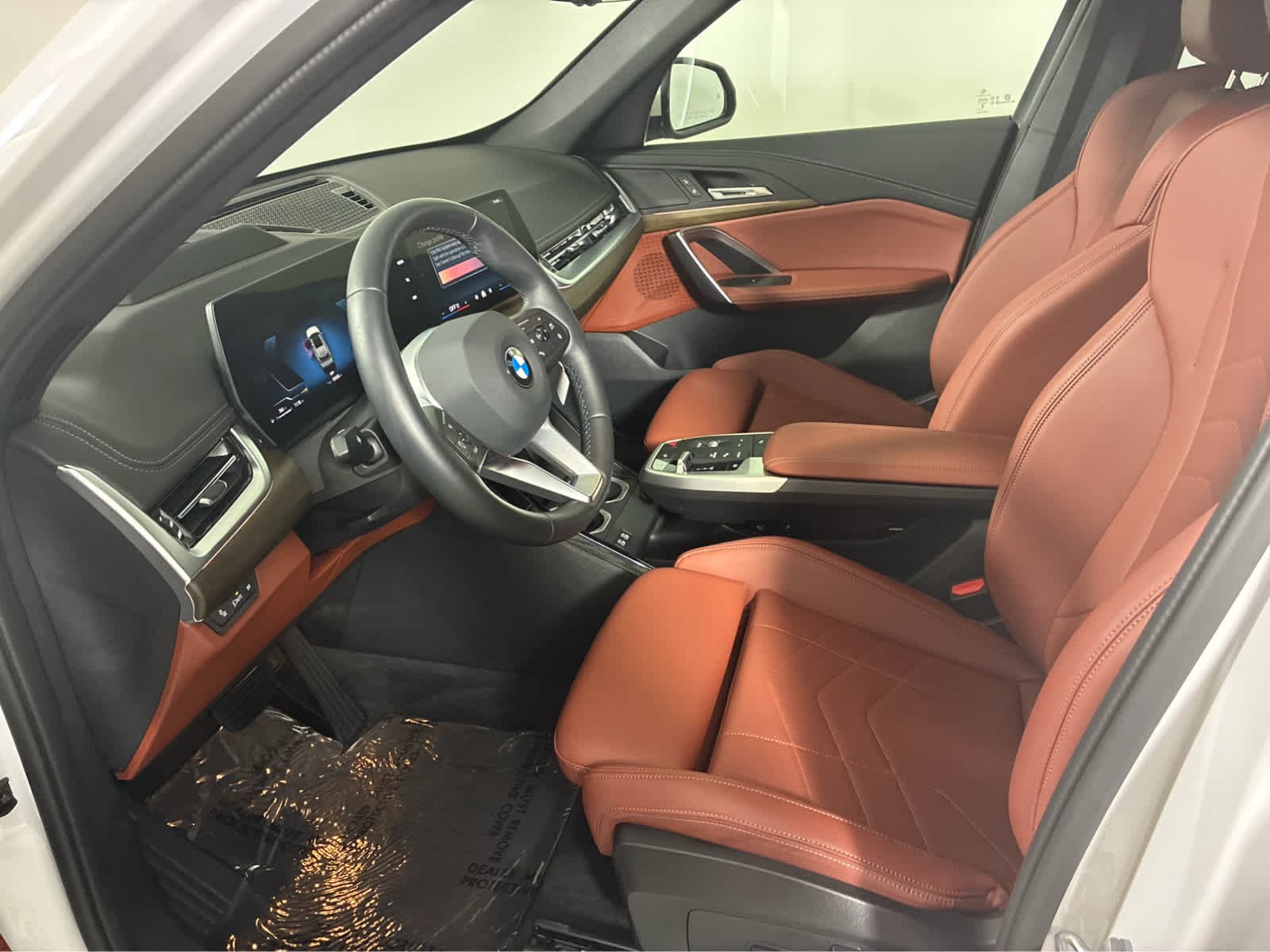 Used 2026 Mineral White Metallic BMW xDrive28i image 7