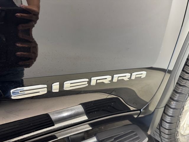 Used 2021 Onyx Black GMC SLT image 41