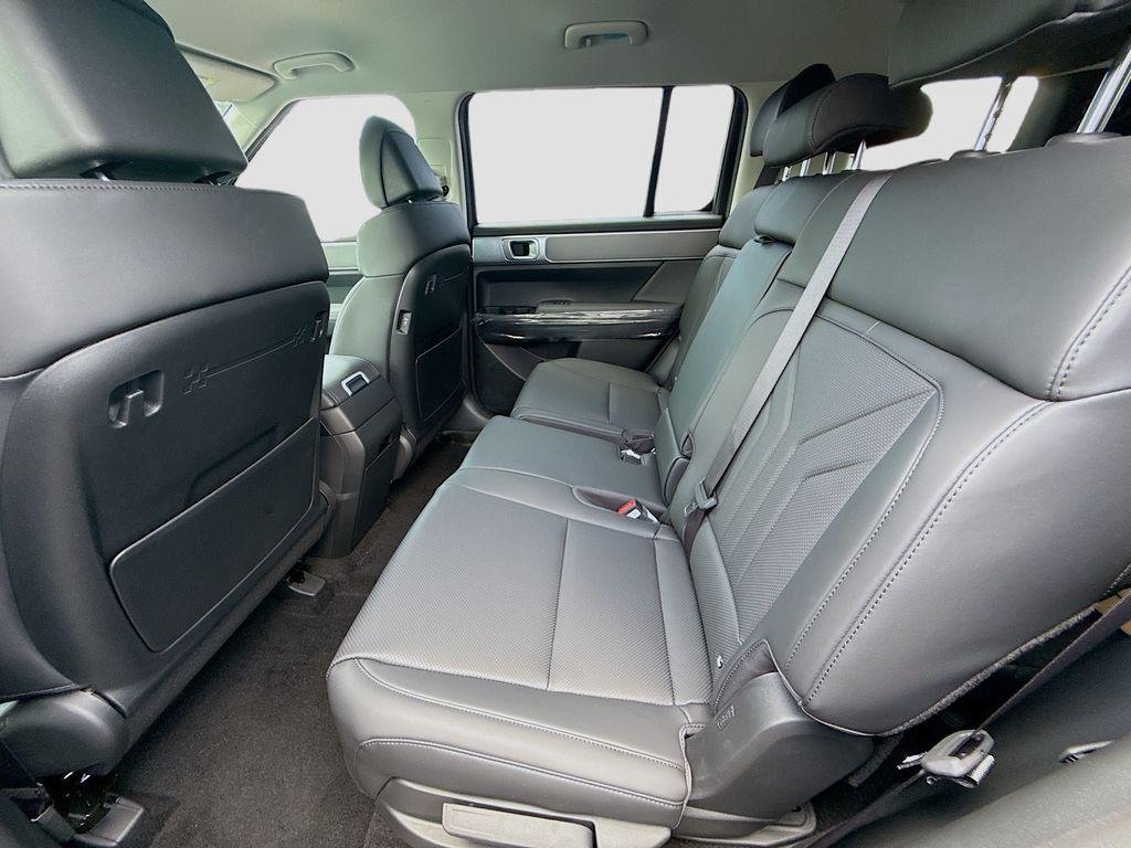 New 2026 Ecotronic Gray Hyundai SEL FWD image 17