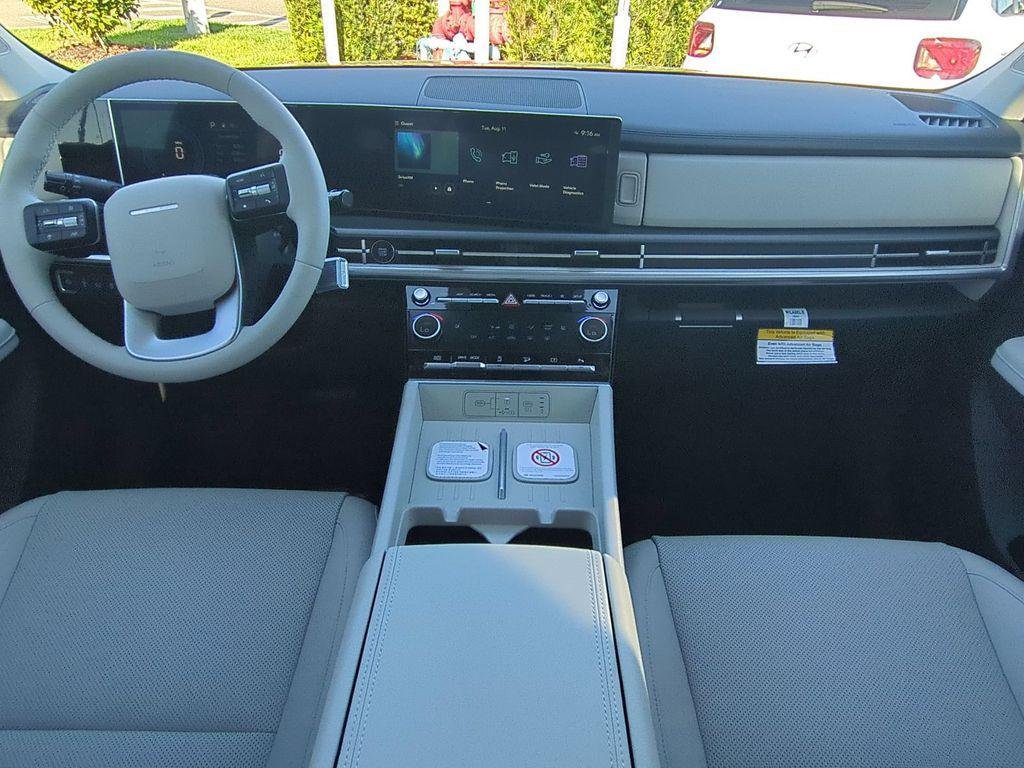 New 2027 Silver Hyundai SEL FWD image 19
