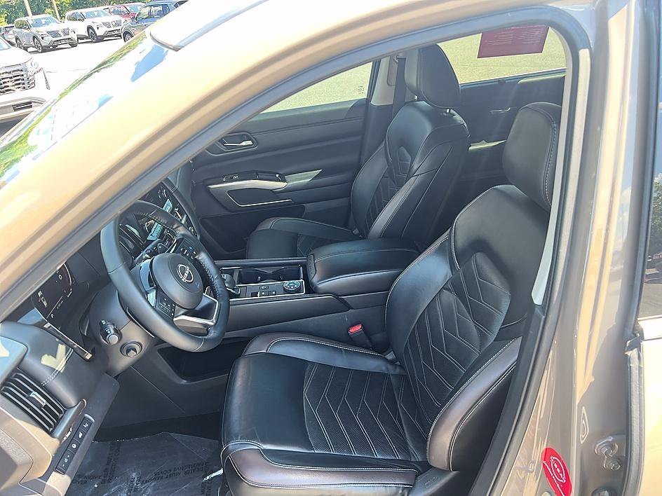 Used 2023 Baja Storm Nissan Platinum image 13