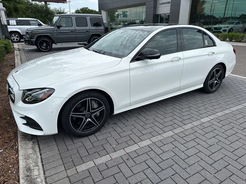 2019 Mercedes-Benz E-Class E300's photo