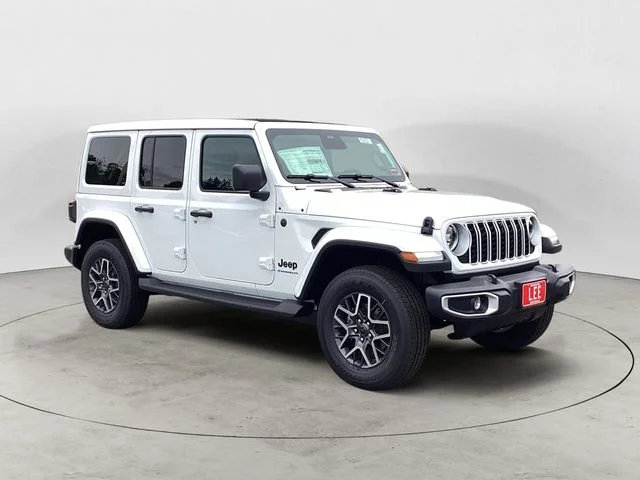New 2026 Bright White Clearcoat Jeep 4-DOOR SAHARA image 8