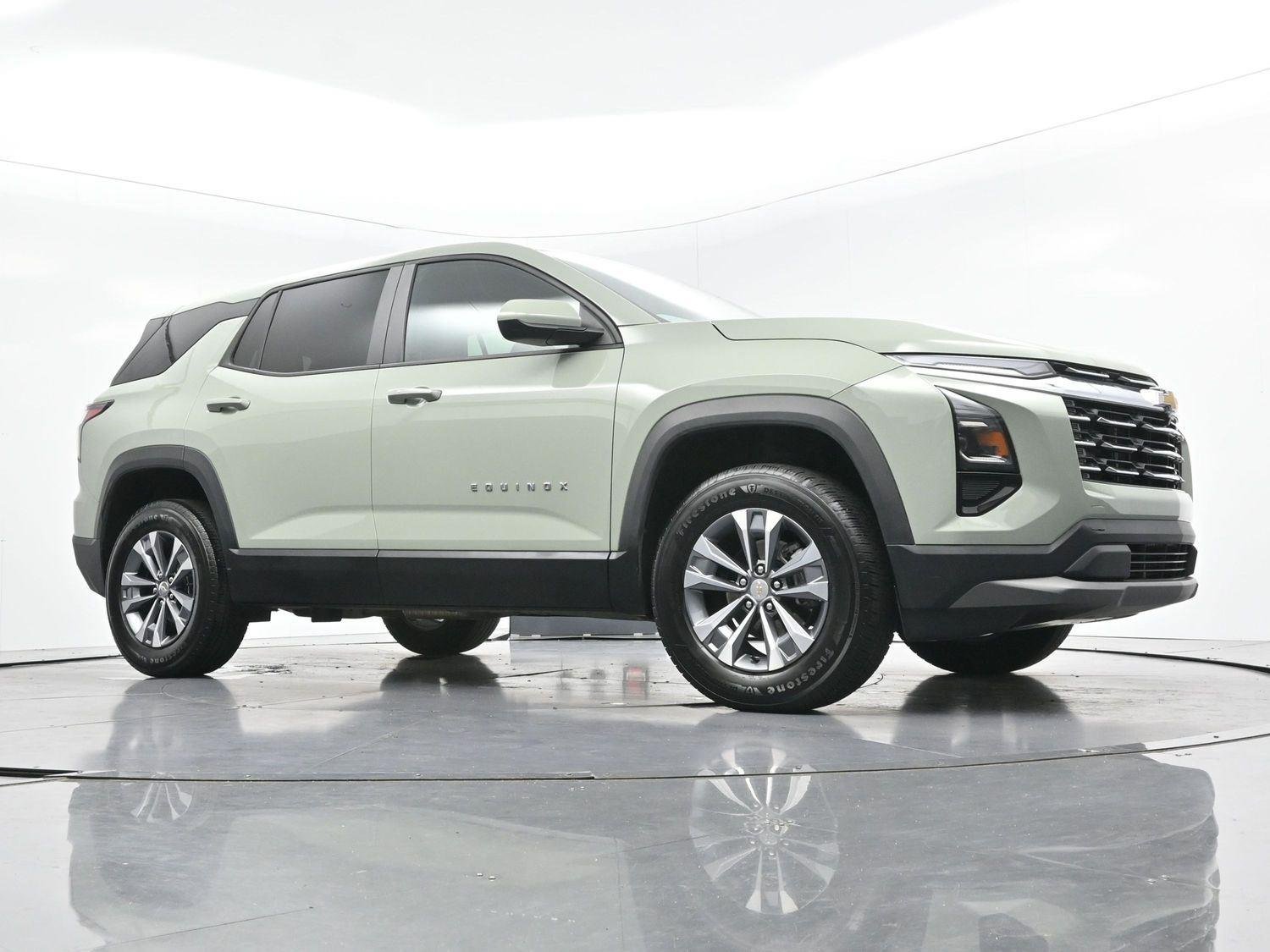 Used 2025 Cacti Green Chevrolet LT image 41