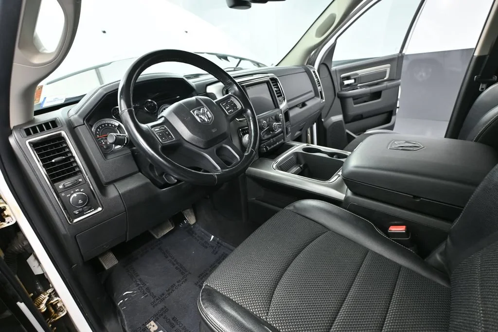 Used 2018 White Ram Sport image 17