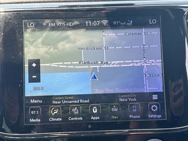 Certified Used 2019 White Jeep Overland image 18