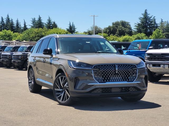 2026 Lincoln Aviator Reserve AWD's photo