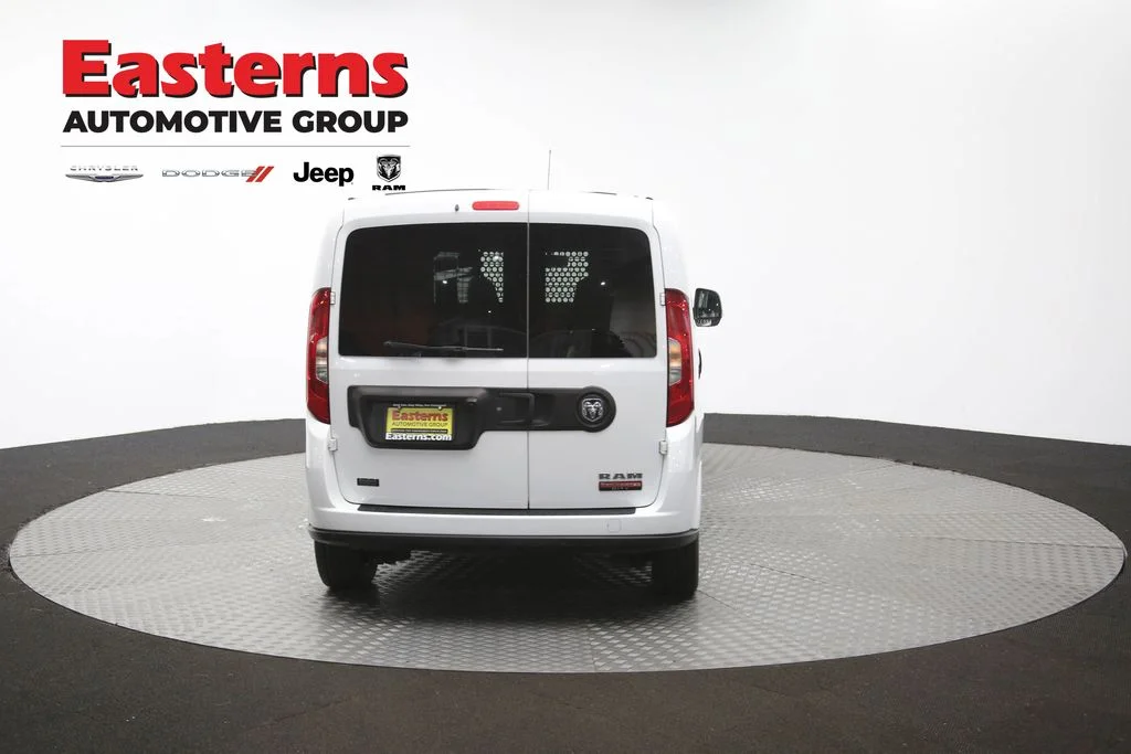 Used 2021 White Ram Tradesman SLT image 37