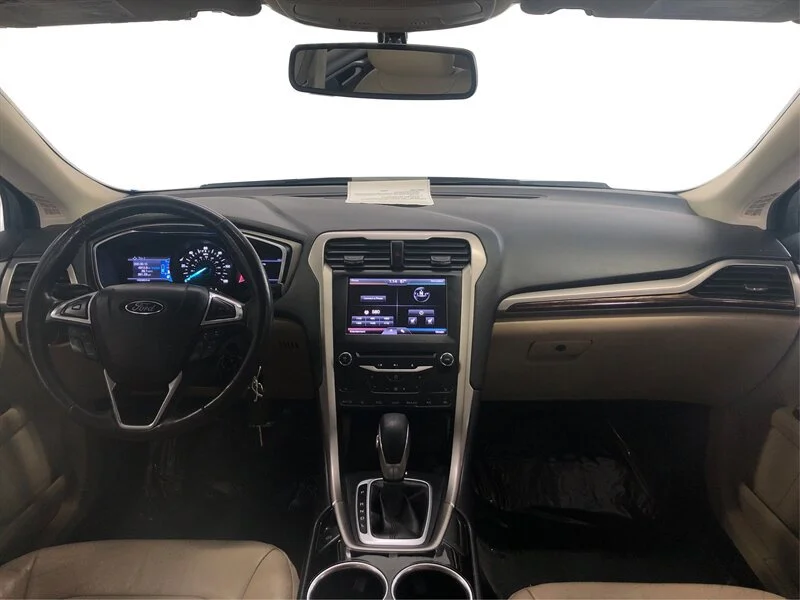 Used 2013 Oxford White Ford SE Hybrid image 20
