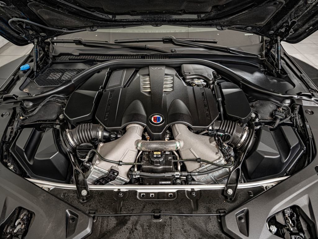 Used 2023 Black Sapphire Metallic BMW ALPINA B8 xDrive image 48
