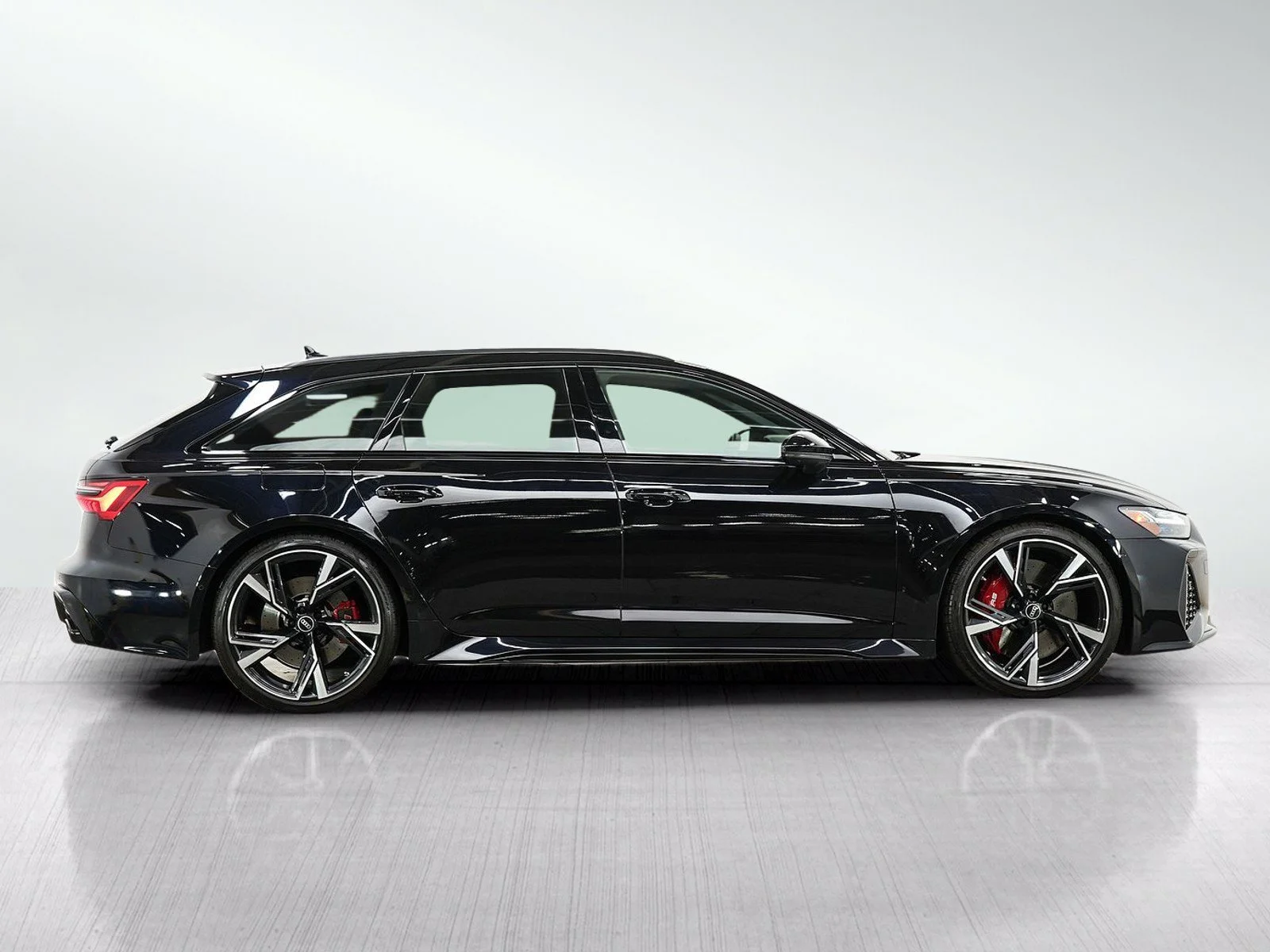 Used 2021 Mythos Black Metallic Audi 4.0 image 8