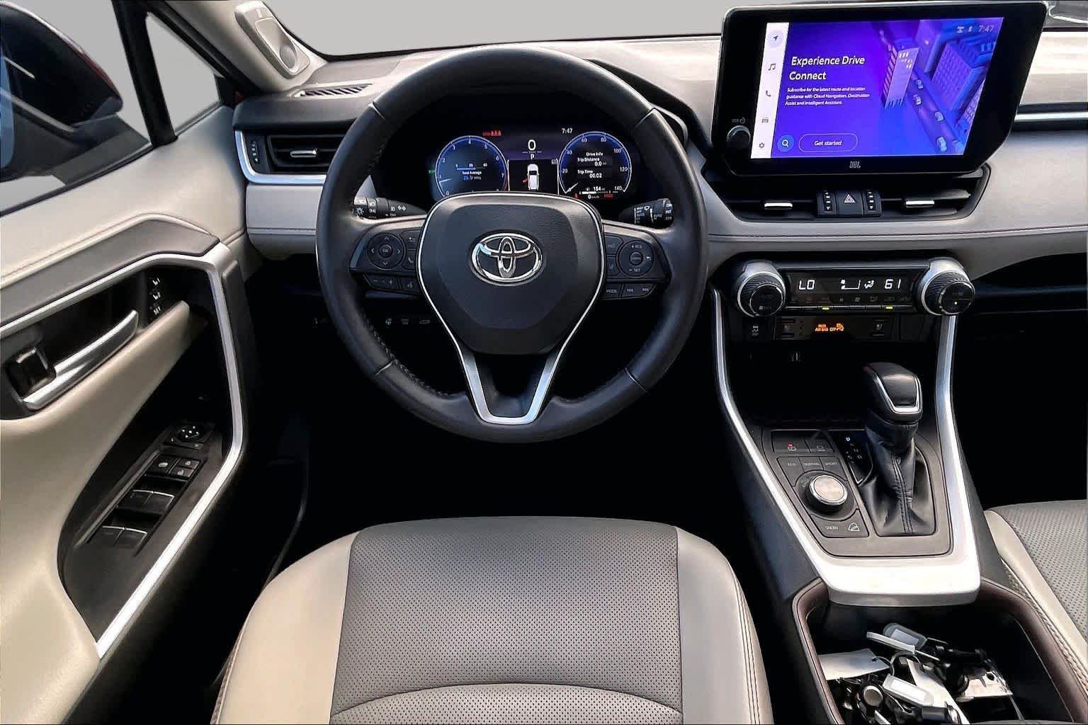 Used 2025 Ruby Flare Pearl Toyota Limited image 5
