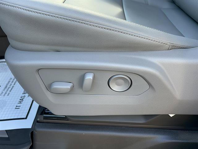 2026 GMC Sierra 1500 SLT - Photo 13