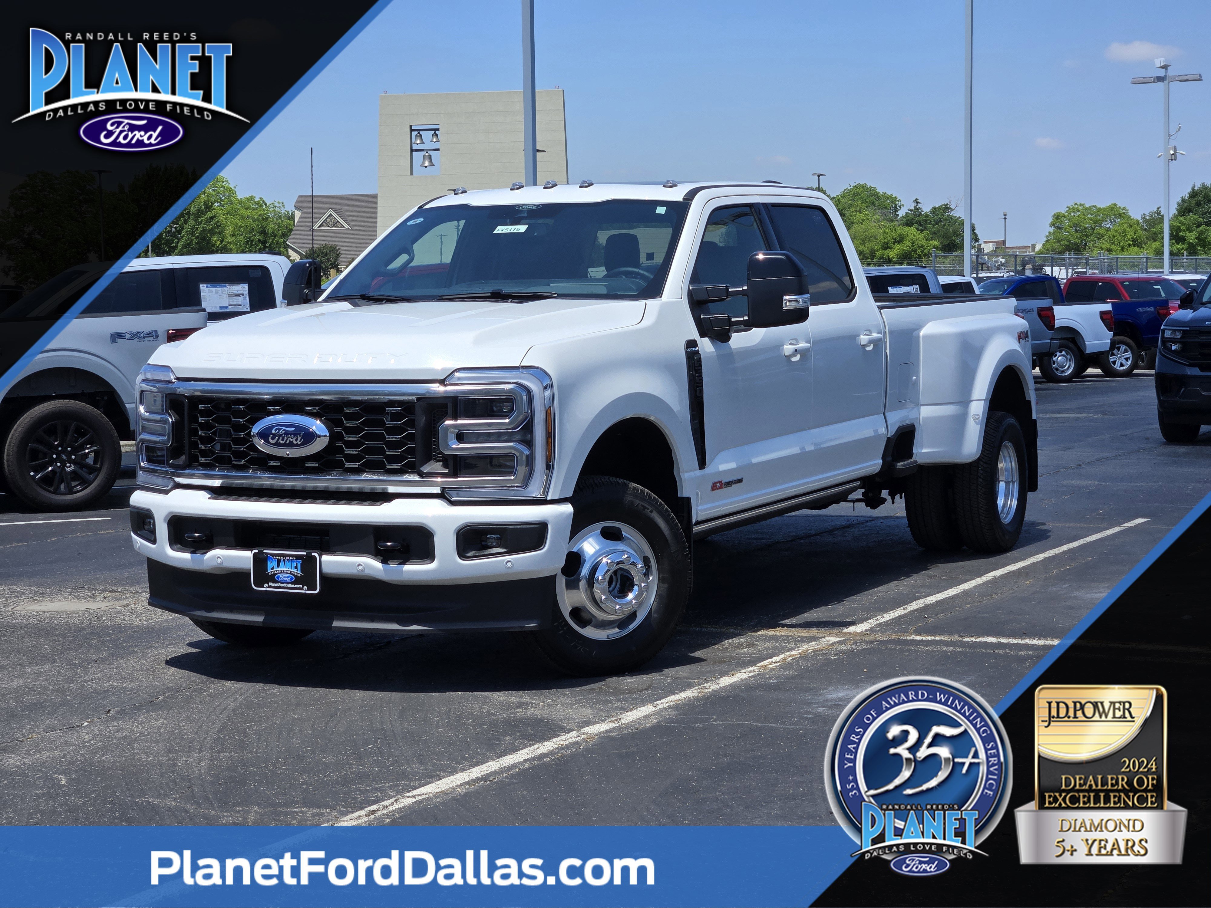 New 2026 Star White Ford F-350 Platinum image 1