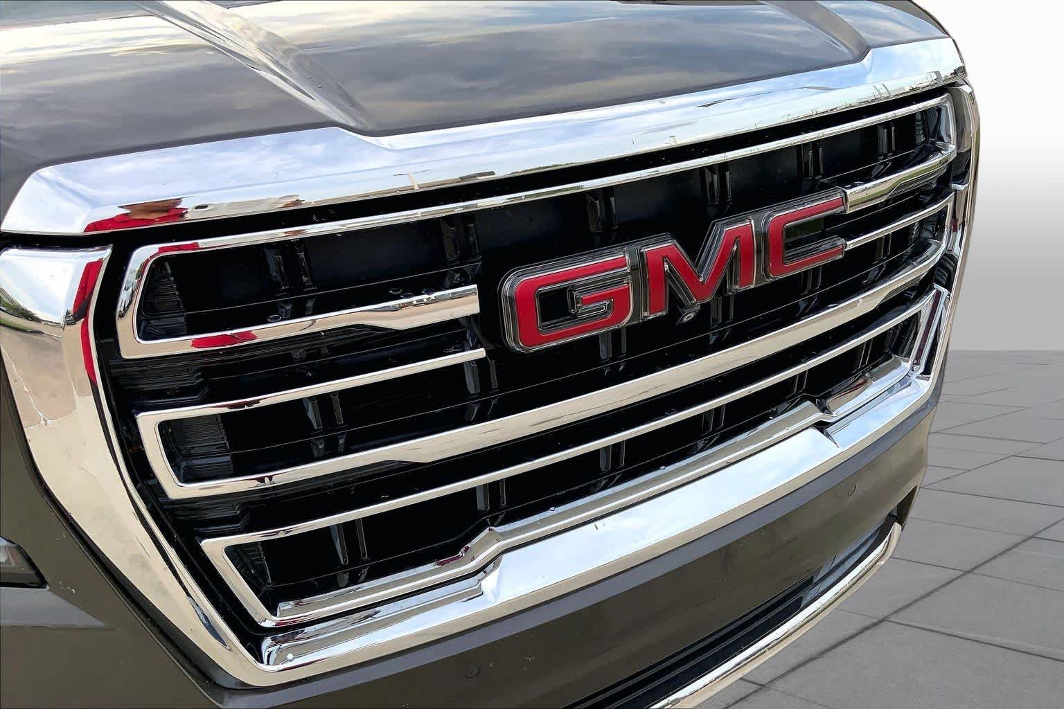 Used 2021 Smokey Quartz Metallic GMC SLT image 30