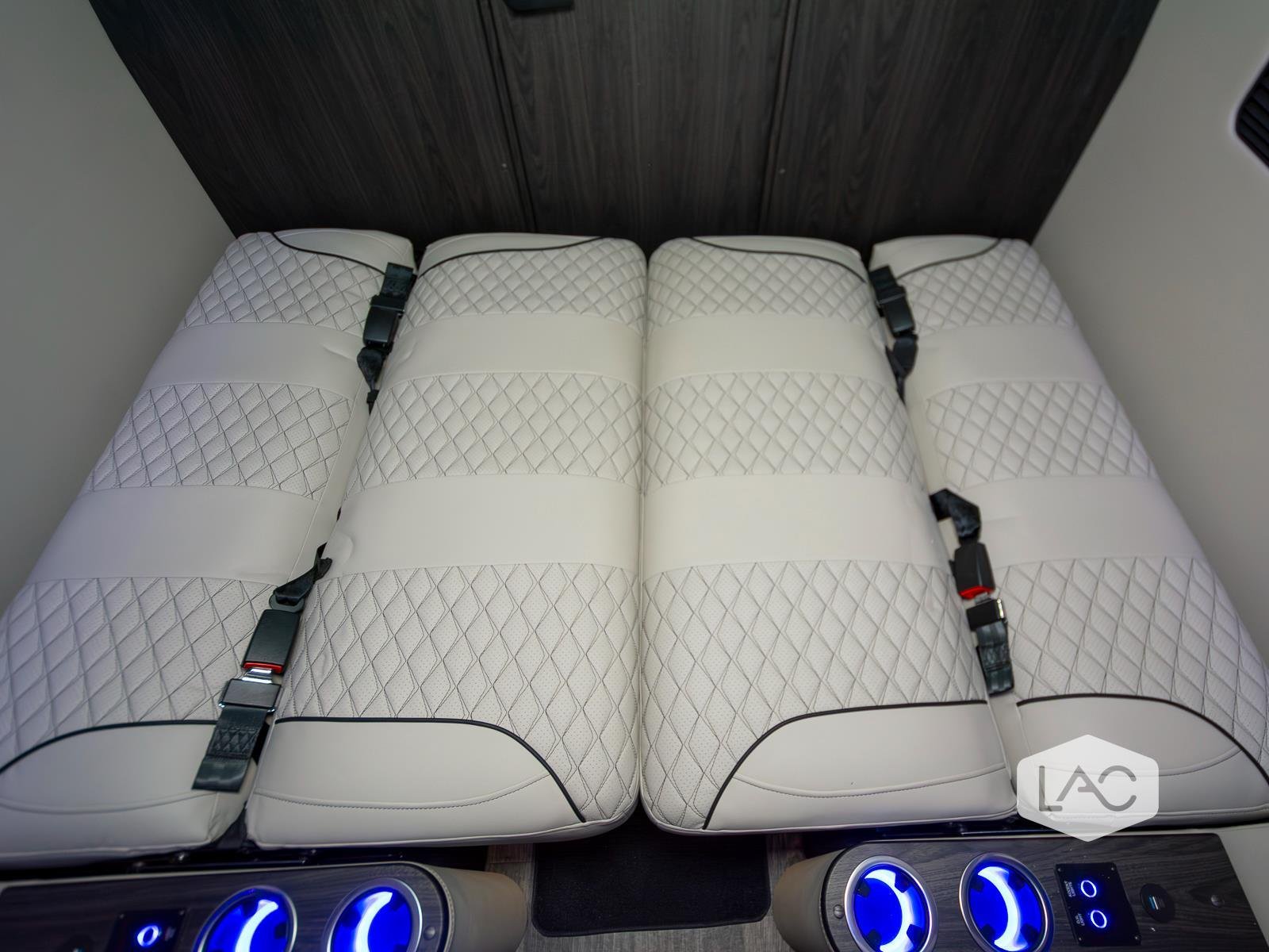 New 2026 Hightech Silver OGV LUXURY COACH AWD ADV PKG 2.1 w/ Comfort Seats image 16