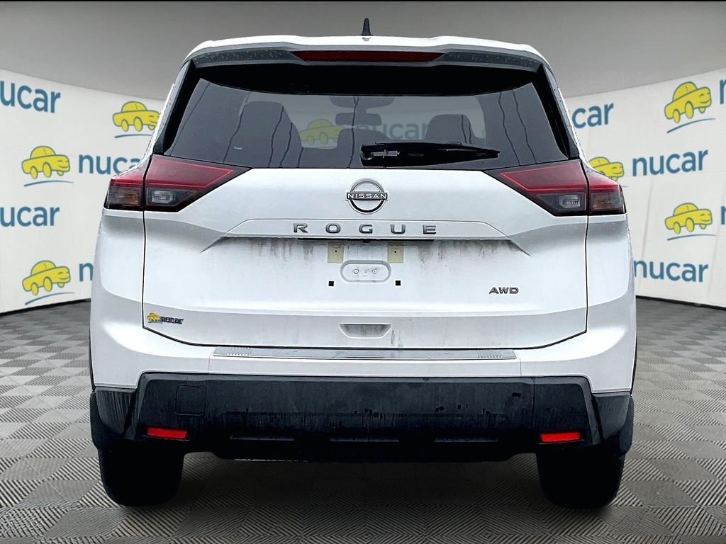 New 2026 Everest White Pearl TriCoat Nissan SV image 5