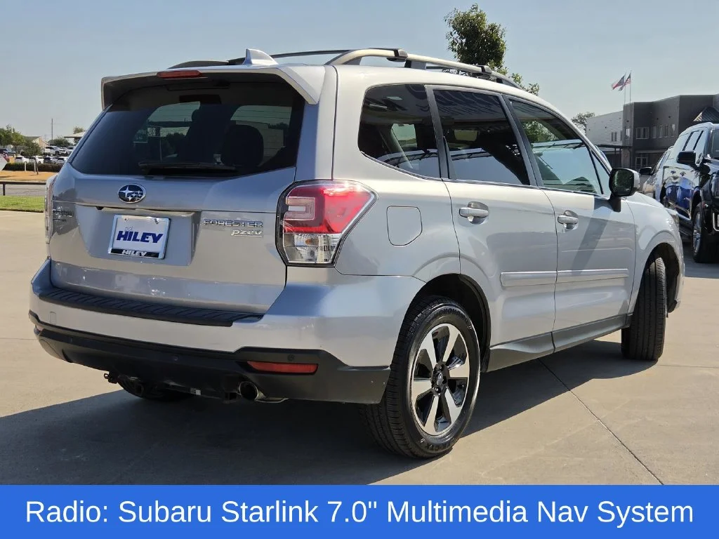 Used 2017 Silver Subaru 2.5i Limited image 3