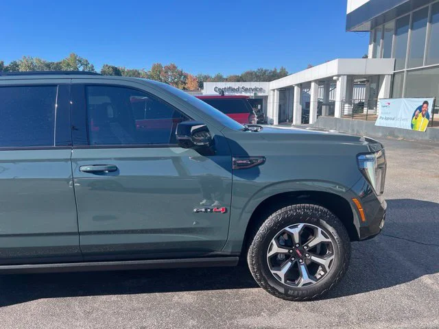 Used 2026 Midnight Pine GMC AT4 Ultimate image 2