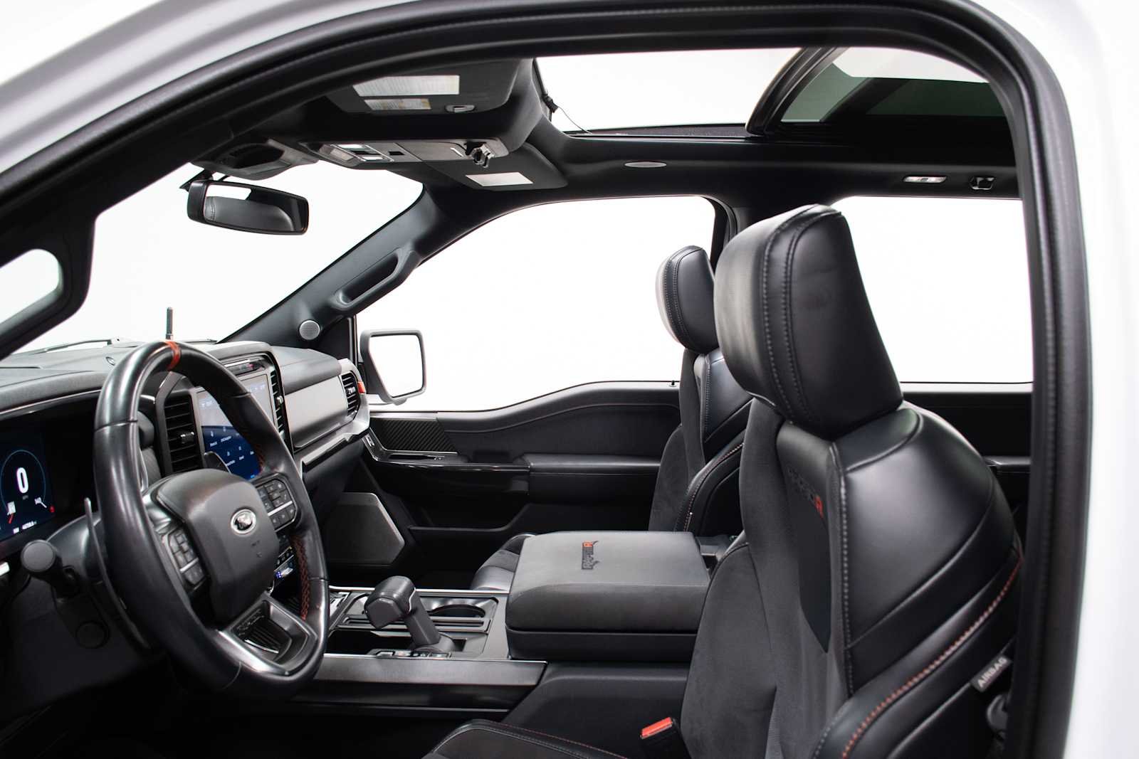 2023 Ford F-150 Raptor - Photo 12