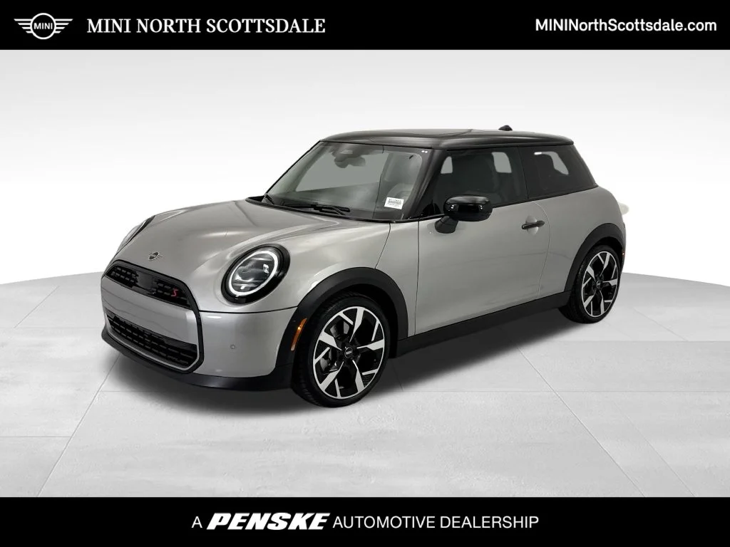 Certified Used 2025 Melting Silver III Metallic MINI Signature Plus image 1